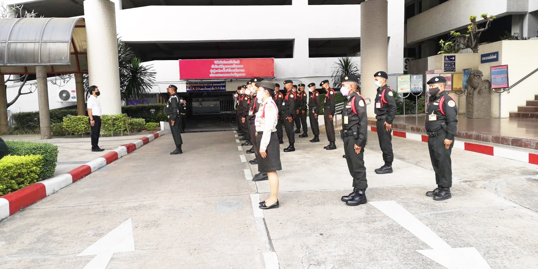 กรมบังคับคดี จัดการฝึกอบรมทบทวนให้กับเจ้าหน้าที่รักษาความปลอดภัย ของสำนักงานรักษาความปลอดภัย องค์การสงเคราะห์ทหารผ่านศึก